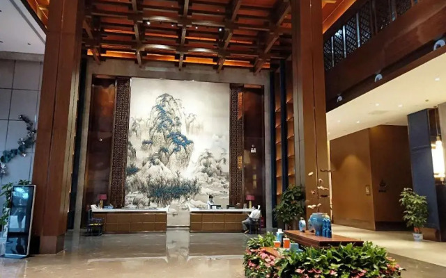 Rezen Heyi Hotel Yizhang