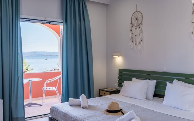 Christina Hotel Petriti