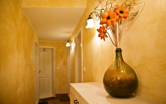 Apartments Hiša Pod Gradom