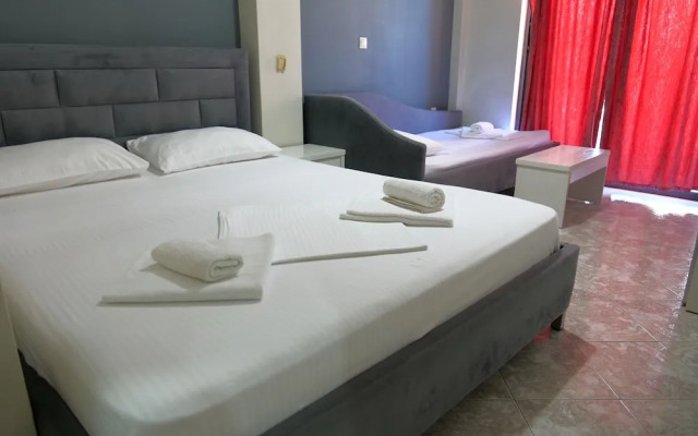 Privé City Hotel
