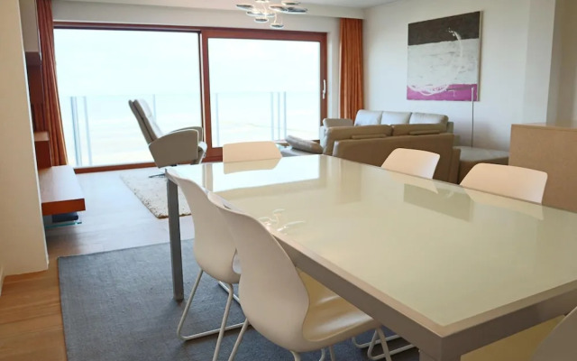 Apartment in Nieuwpoort With Garden