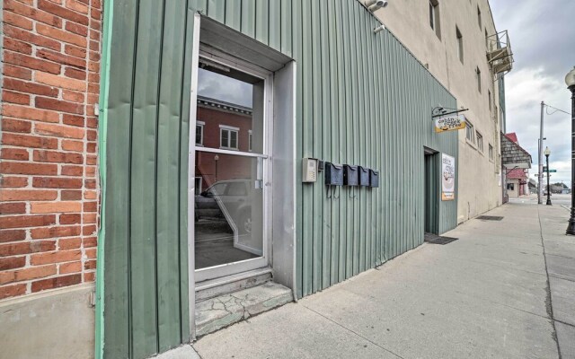 Downtown Loft Apartment, Steps to Riverfront!