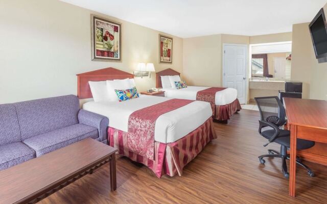 Baymont Inn & Suites Macon I-475
