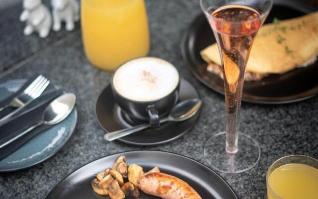 Ruby Rose Country House