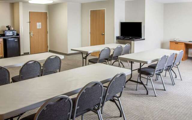 Sleep Inn & Suites Davenport - Quad Cities