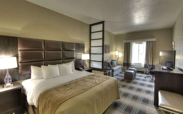 Comfort Inn & Suites Fort Worth West