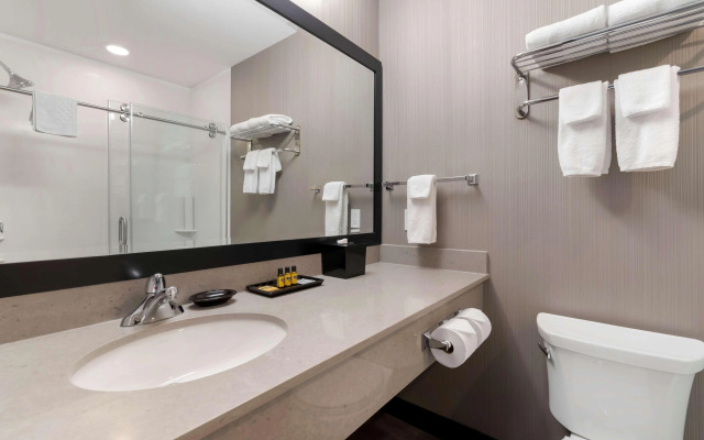 Best Western Plus East Side