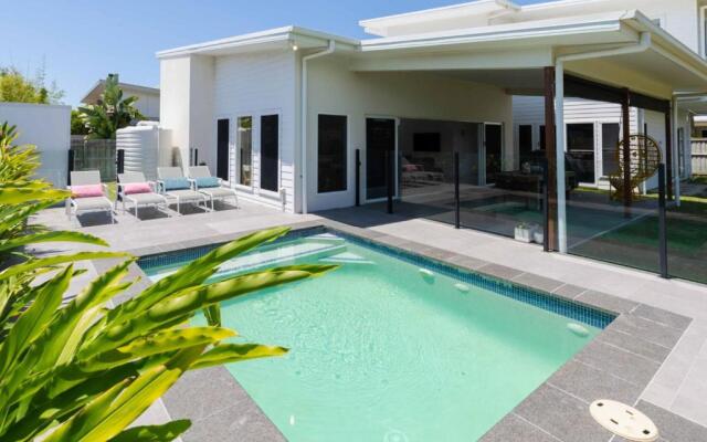 The Beach Oasis @ 360
