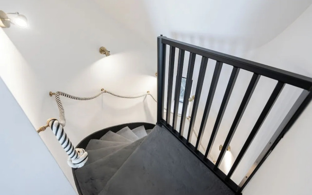 Shorefront Apartment - Sea View With 3 Bedrooms
