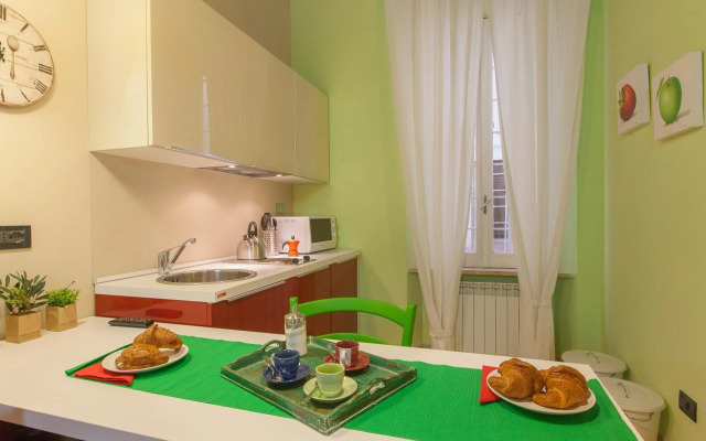 Trevi Colour- Rental in Rome