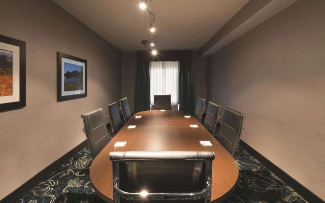 La Quinta Inn & Suites by Wyndham Lynchburg at Liberty Univ.