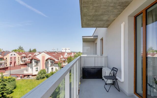 Chełmońskiego by Renters Prestige
