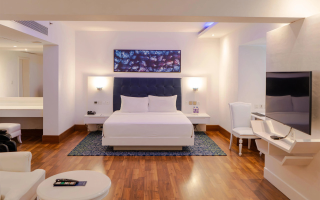 Radisson Blu Kochi – Guest Rooms – Kochi