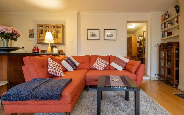 Host Stay Tivoli Den