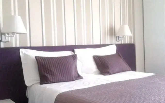 Hotel Salus