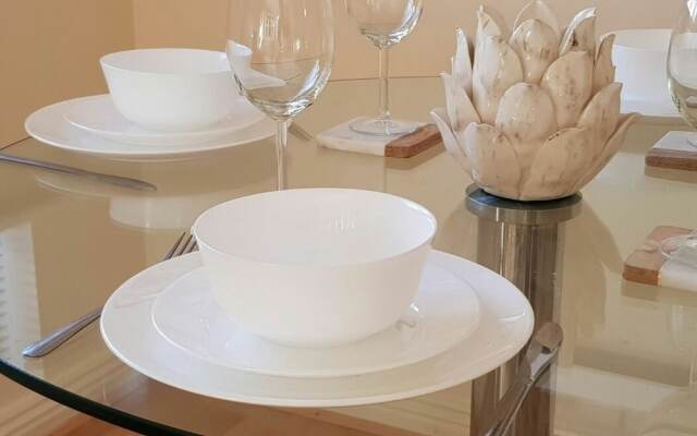 Central Spacious & Stylish Apartment