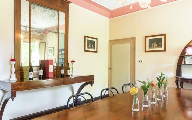 Luxurious Mansion in Crespignaga With Swimming Pool