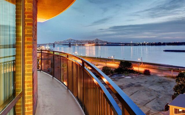 Hampton Inn & Suites Baton Rouge Downtown