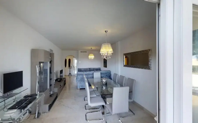 Very Nice Family Apartment, Close To Pool