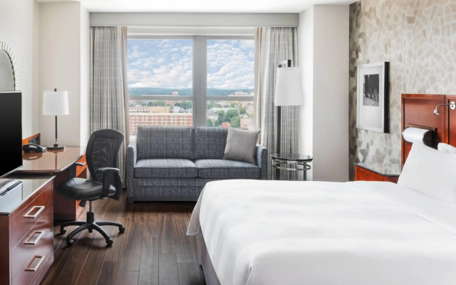 Lancaster Marriott at Penn Square