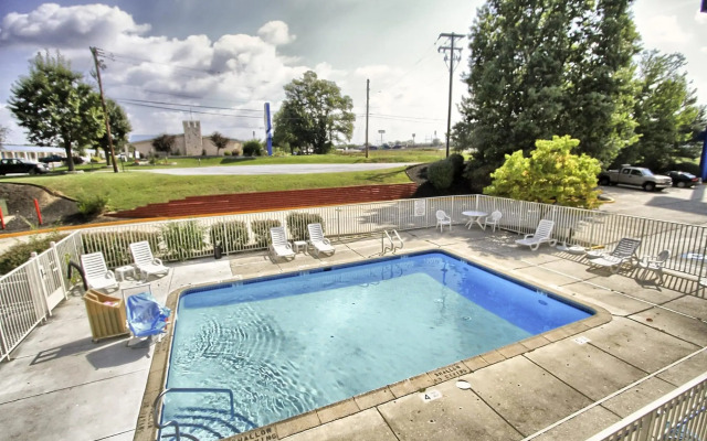 Motel 6 New Cumberland, PA - Harrisburg - Hershey South