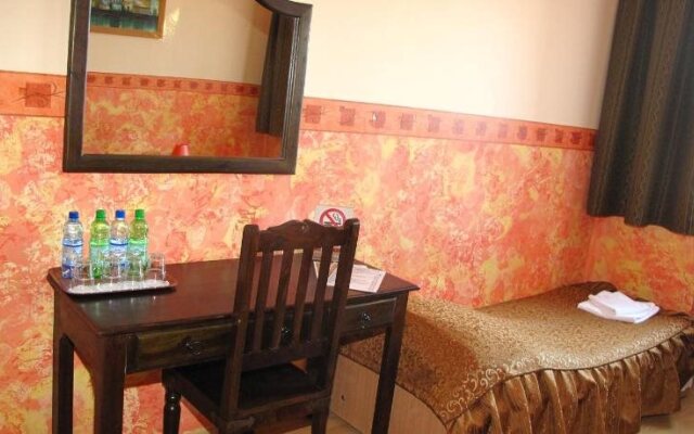 Korona Hotelik
