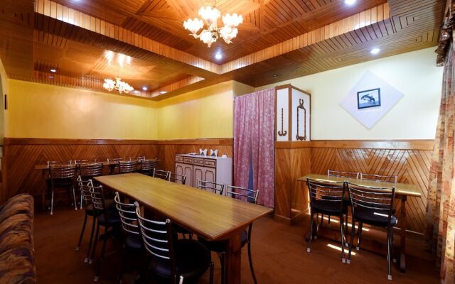 OYO 14534 Hotel Oakwood