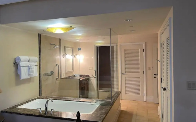 Luxury 1-bed Apartment in Montego Bay