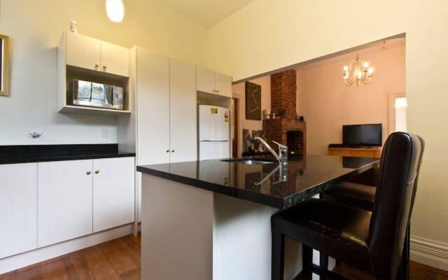 Christchurch City & Country Cottages - Clarence Cottage