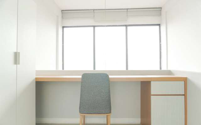 Good Deal Studio Loft Mezzanine (No Kitchen) At Kubikahomy Apartment