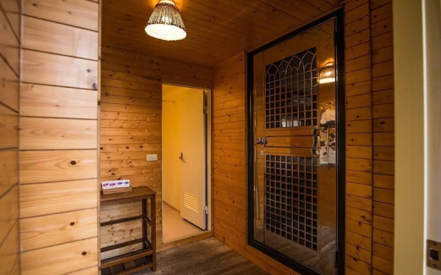 Fong Chou Cottage