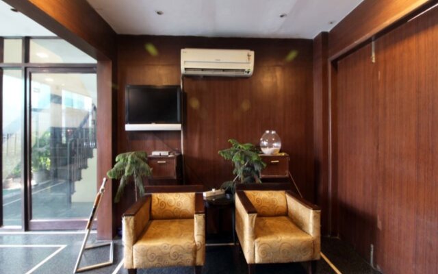 The Oakland Plaza by Orion Hotels