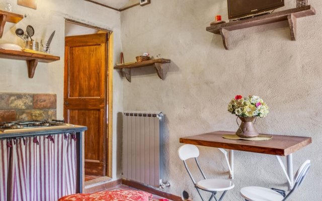 Cosy Apartment in Perugia - Tavernacce with Swimming Pool