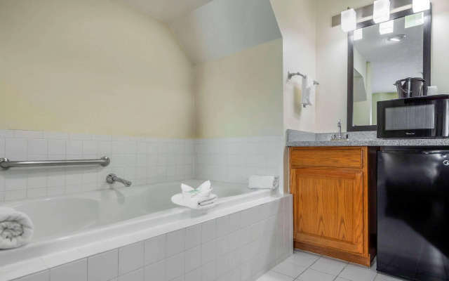 Sleep Inn & Suites Omaha Airport