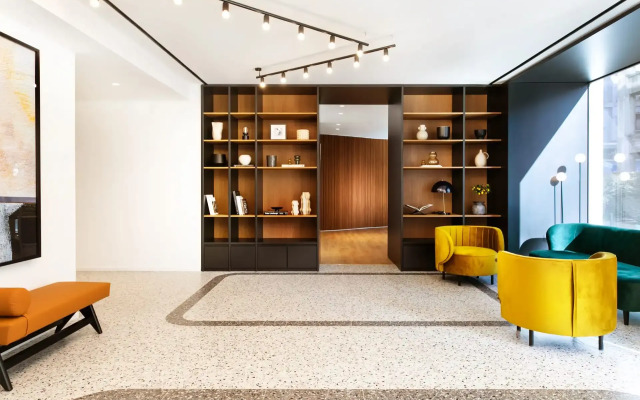 Noa Hotel