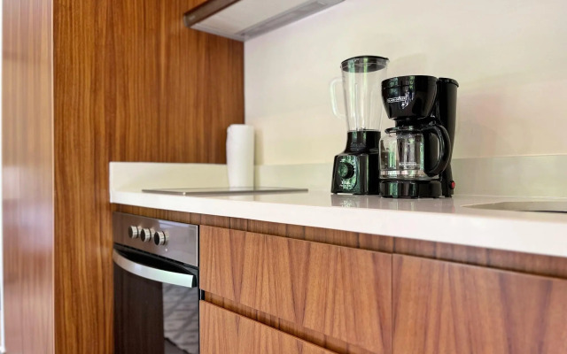 Mistiq Luxury Condo