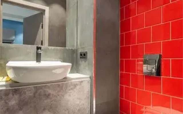 Гостиница у красных ворот