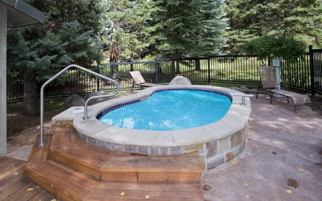 Coldstream Townhome 38