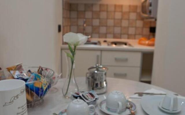 Mauro Home Bed and Relax