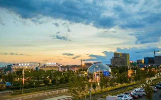 Karamay helan theme hotel