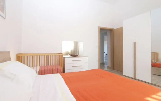 Apartment 1611