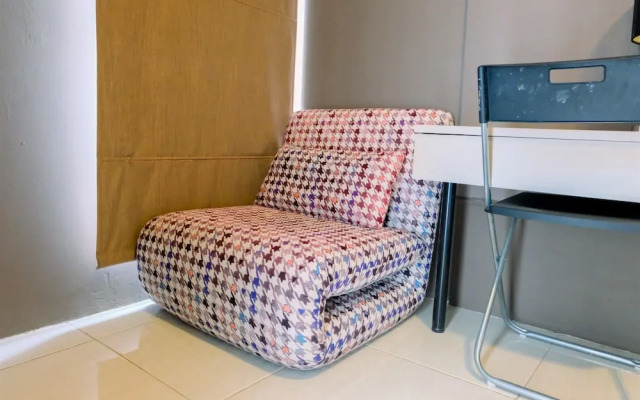Comfy Studio Apartment @ Skylounge Tamansari