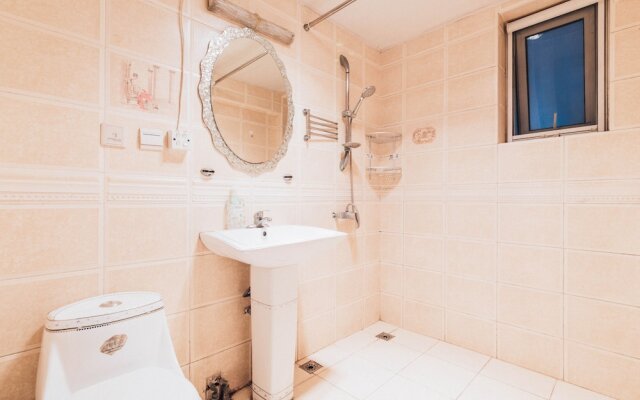 Jiayuhuxiao Apartment