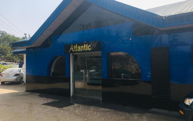 Atlantic Hotel And Suites