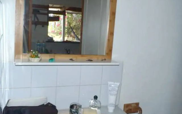 Chalet With 2 Bedrooms in La Trinité, With Wonderful sea View, Private