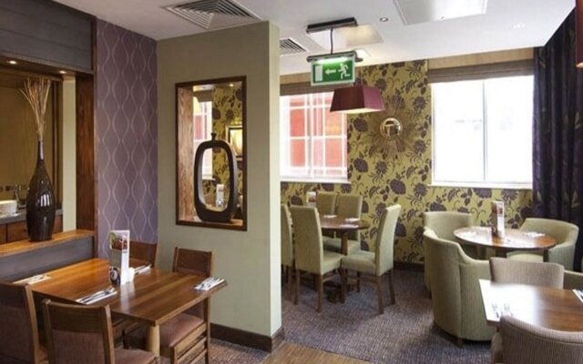 Premier Inn Chelmsford Springfield