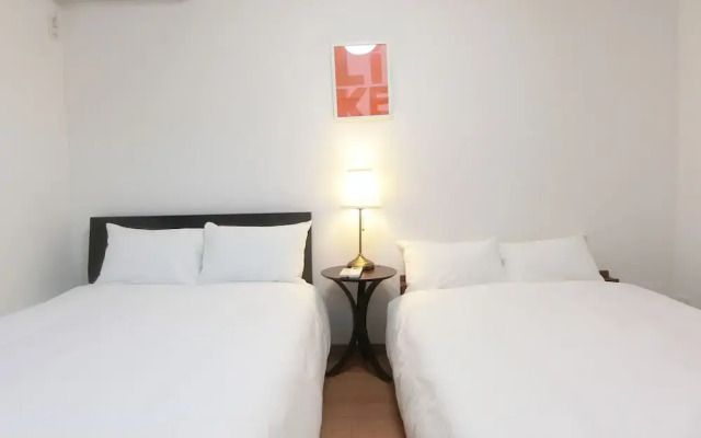 eRapos House Imamiya