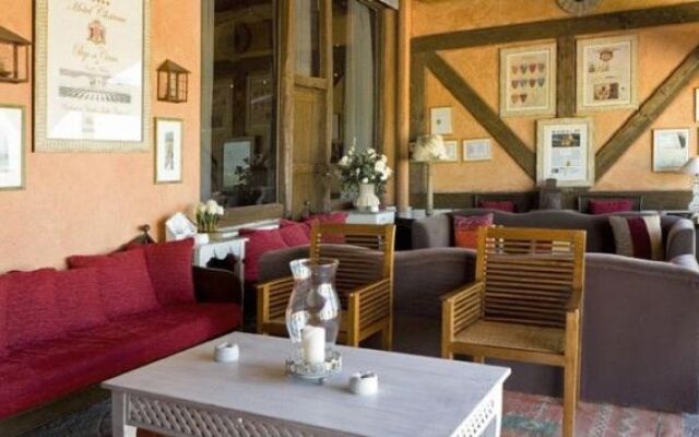 Chateau Pago De Cirsus