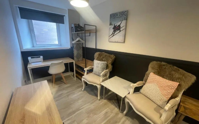 Alpine Apartments - 2