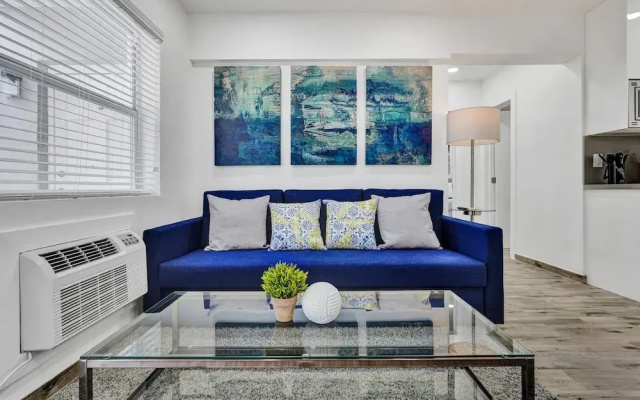 Newly Renovated Apt-unit #1 Close to Beach